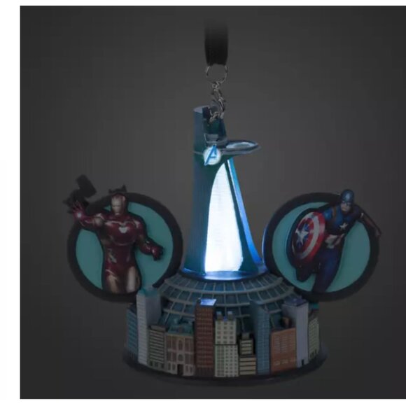 Marvel's Avengers Magic Ear Hat Light Up Sketchbook Ornament - Picture 1 of 7